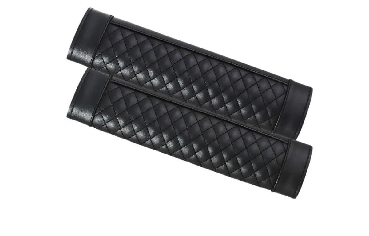 Накладки на ремень безопасности SKYWAY кожа чёрная 2шт S04008003